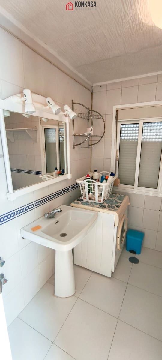 Casa de 2 habitaciones en Arcos de la Frontera en venta - 135.000 € (Ref: 9446857)