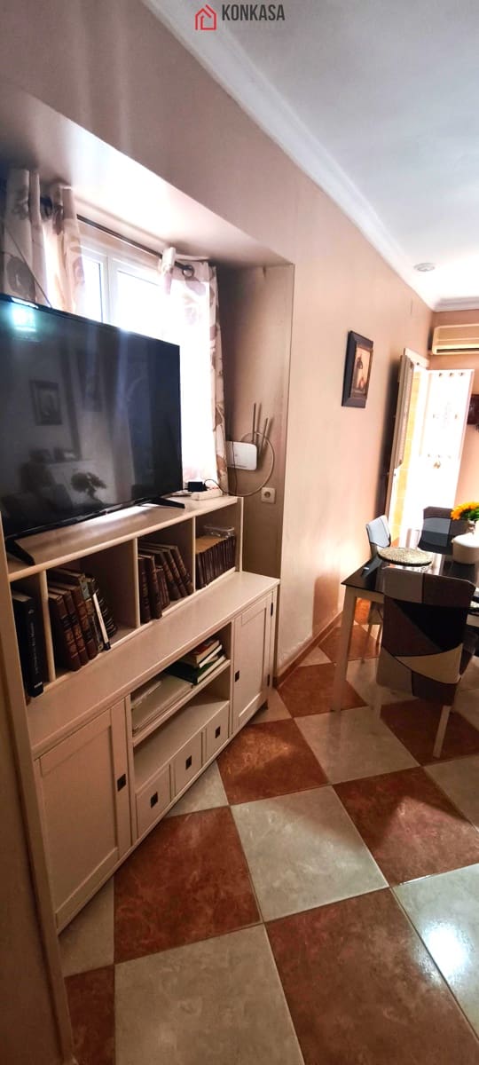 4 bedroom Townhouse for sale in Arcos de la Frontera - € 134,000 (Ref: 9446859)