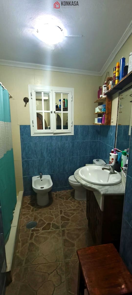 4 bedroom Townhouse for sale in Arcos de la Frontera - € 134,000 (Ref: 9446859)