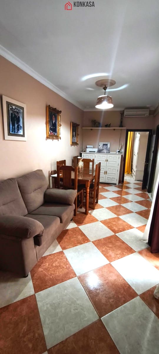 4 bedroom Townhouse for sale in Arcos de la Frontera - € 134,000 (Ref: 9446859)