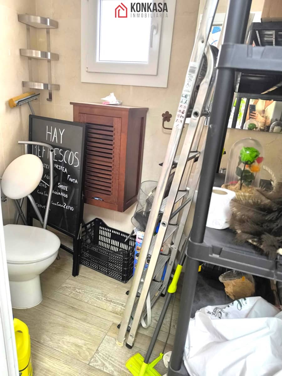 Comercial para venda em Arcos de la Frontera - 75 000 € (Ref: 9446861)