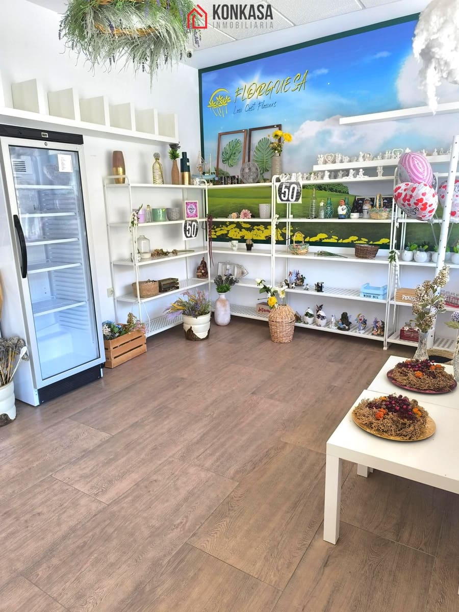 Comercial para venda em Arcos de la Frontera - 75 000 € (Ref: 9446861)