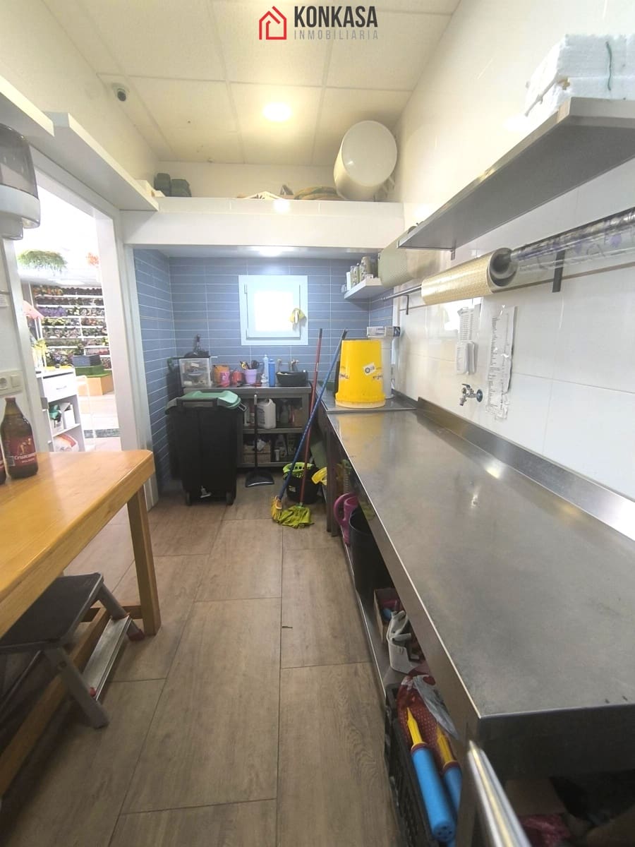 Comercial para venda em Arcos de la Frontera - 75 000 € (Ref: 9446861)