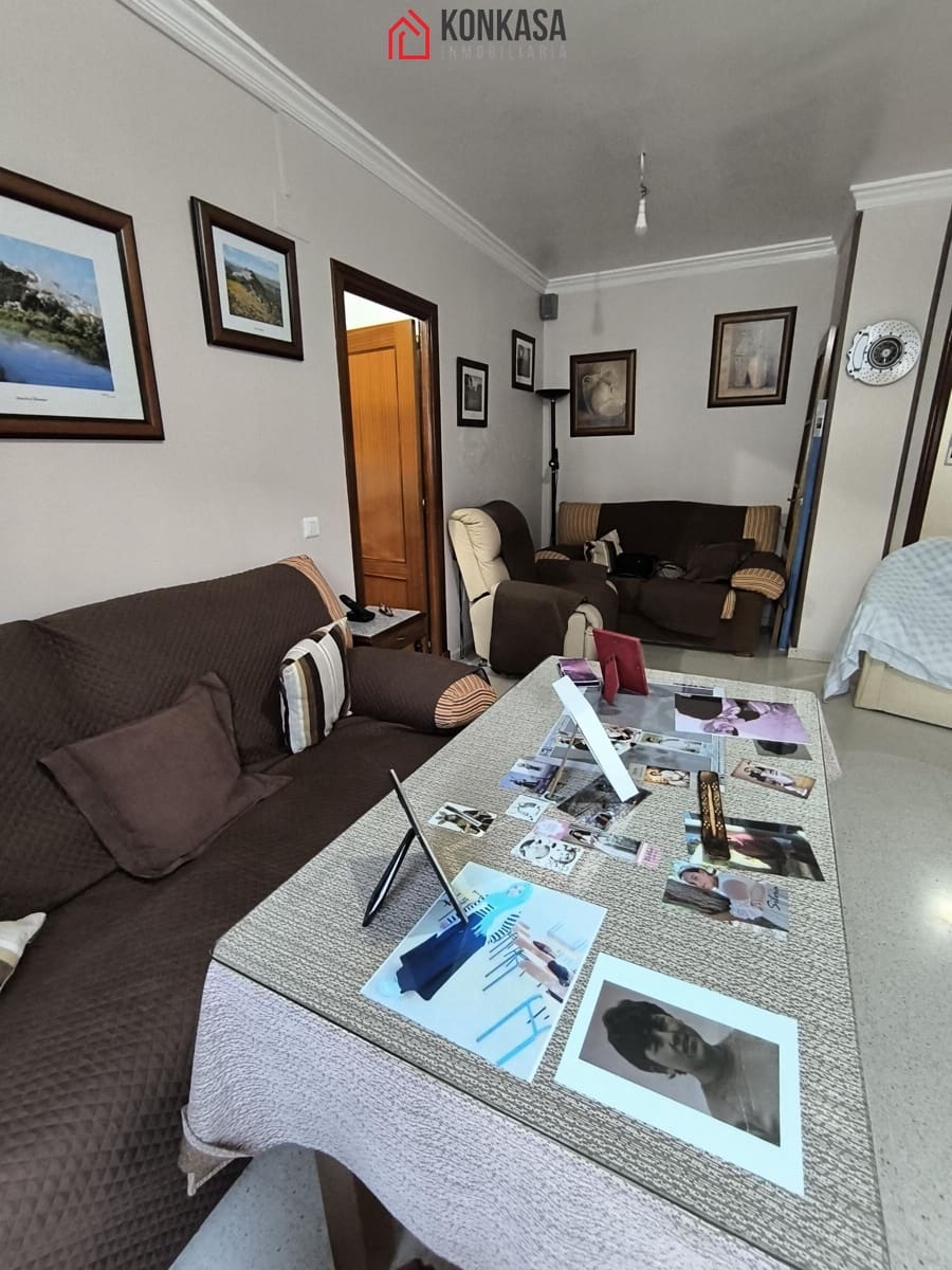 3 quarto Apartamento para venda em Arcos de la Frontera com garagem - 90 000 € (Ref: 9446862)