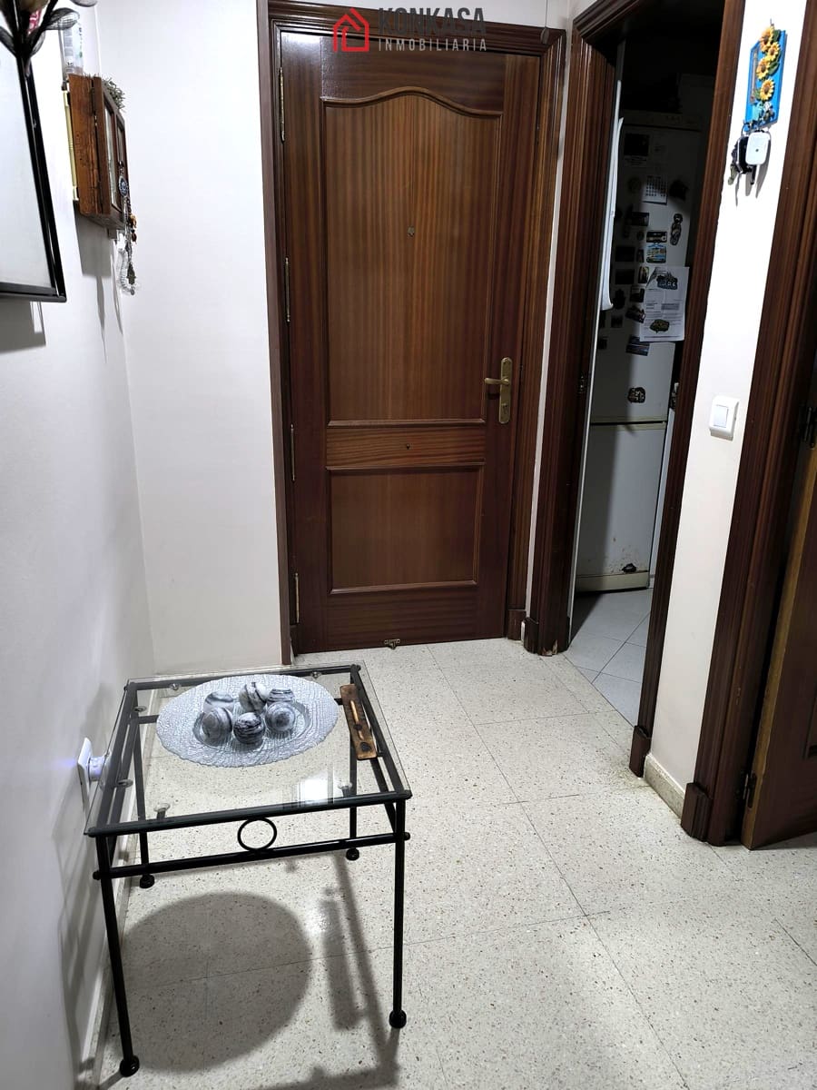 3 quarto Apartamento para venda em Arcos de la Frontera com garagem - 90 000 € (Ref: 9446862)