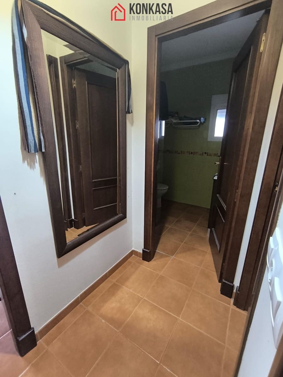 4 bedroom Finca/Country House for sale in Arcos de la Frontera with pool garage - € 190,000 (Ref: 9446865)