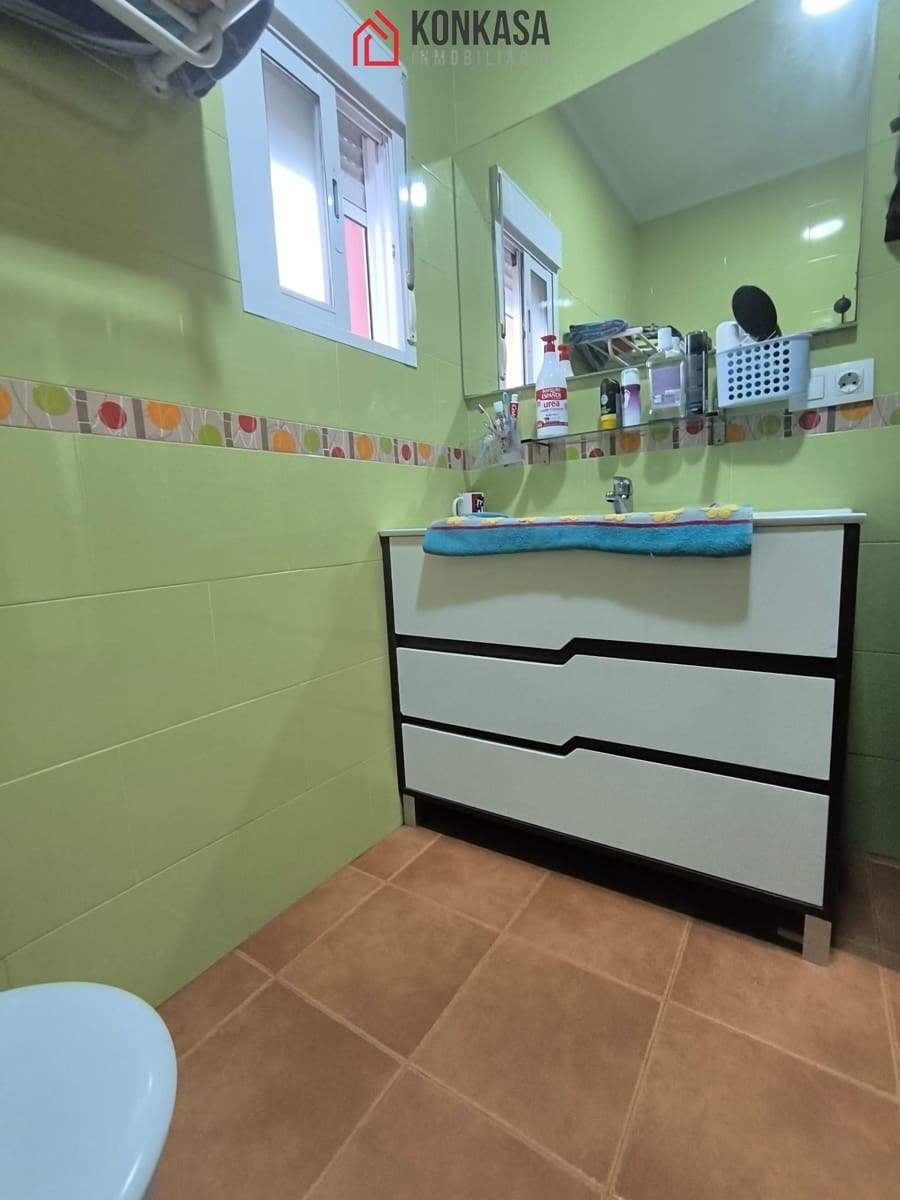 4 bedroom Finca/Country House for sale in Arcos de la Frontera with pool garage - € 190,000 (Ref: 9446865)