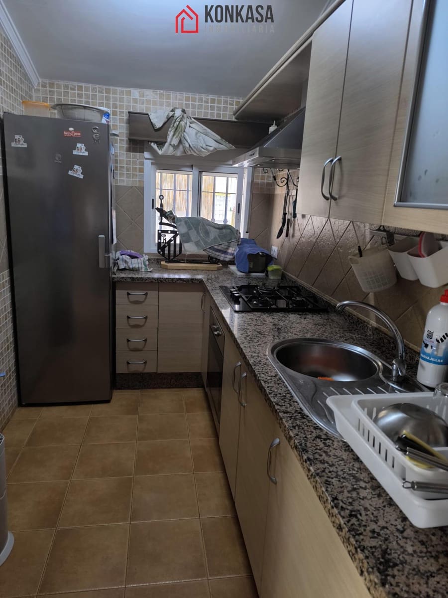 4 bedroom Finca/Country House for sale in Arcos de la Frontera with pool garage - € 190,000 (Ref: 9446865)