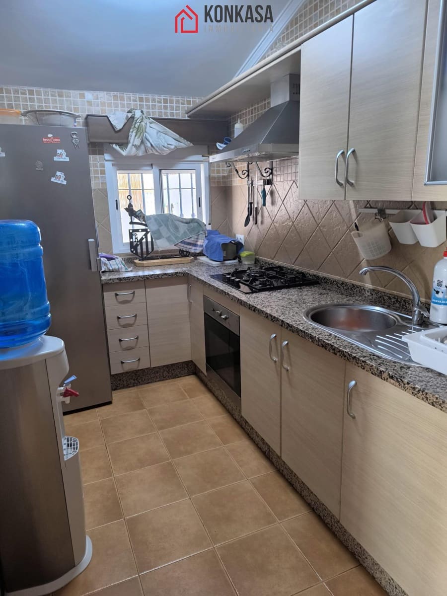 4 bedroom Finca/Country House for sale in Arcos de la Frontera with pool garage - € 190,000 (Ref: 9446865)