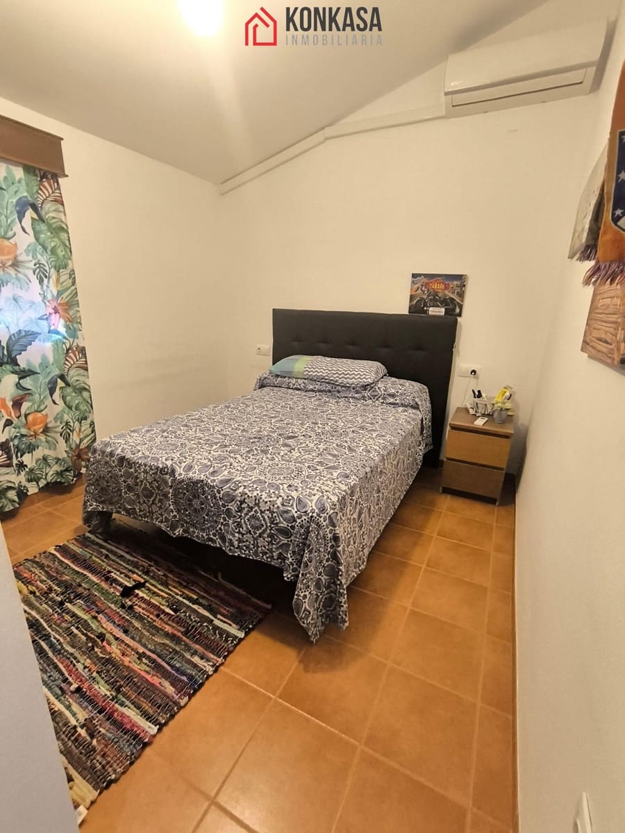 4 bedroom Finca/Country House for sale in Arcos de la Frontera with pool garage - € 190,000 (Ref: 9446865)