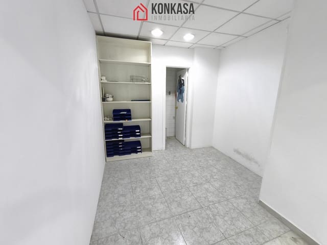 4 quarto Comercial para venda em Arcos de la Frontera - 115 000 € (Ref: 9446866)