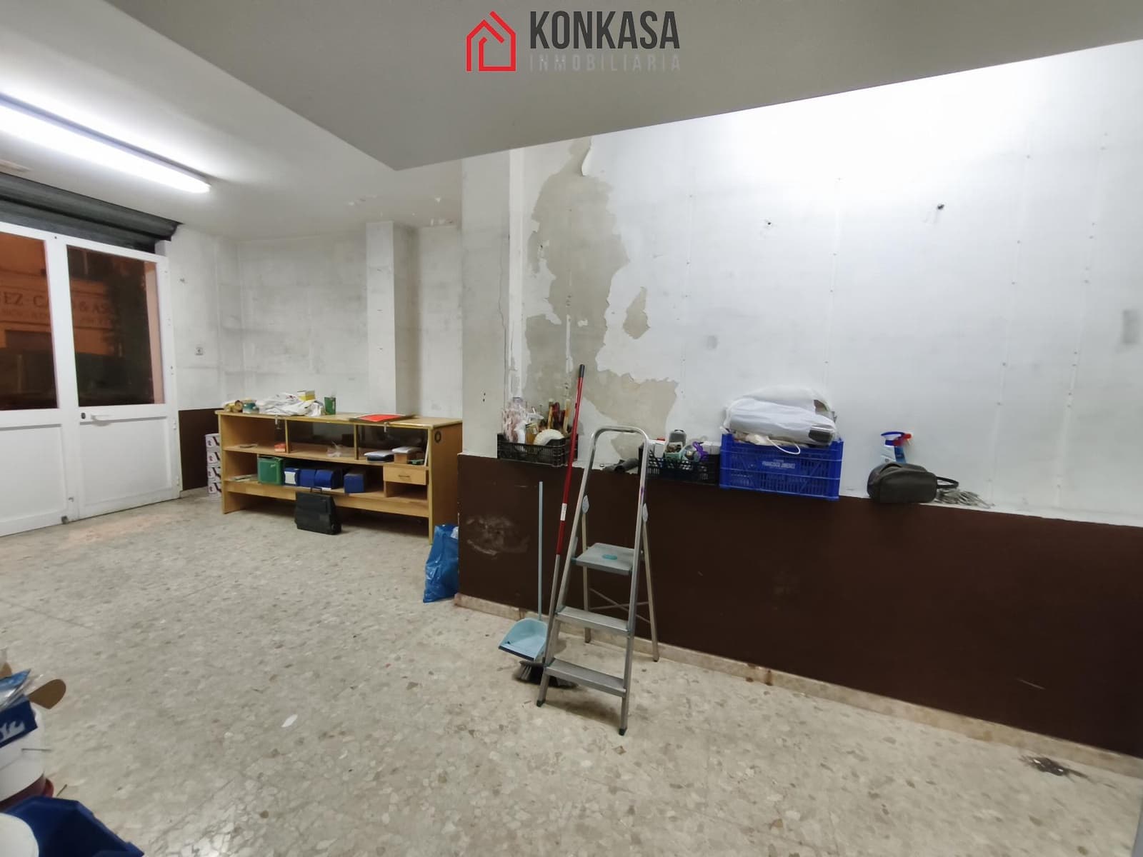 3 bedroom Commercial for rent in Arcos de la Frontera - € 1,000 (Ref: 9539843)