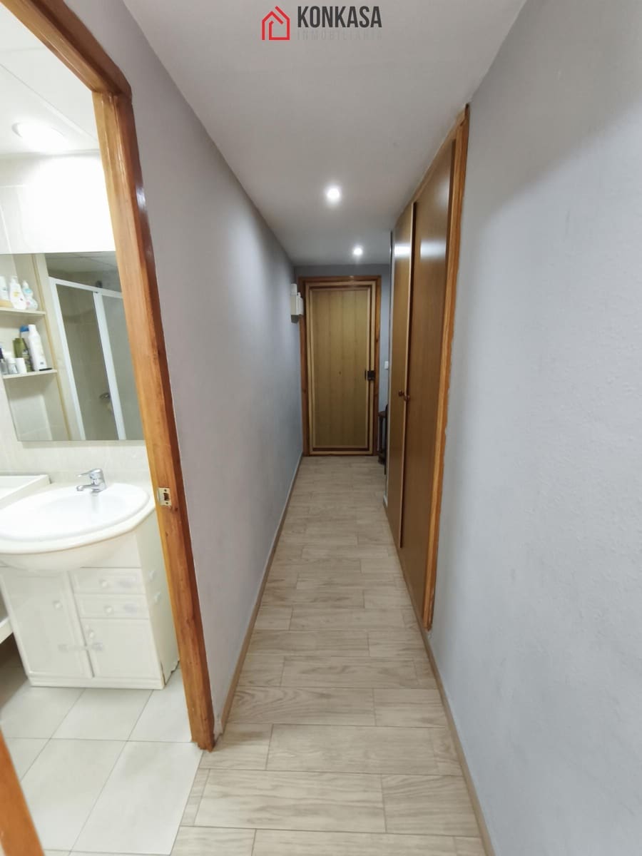 2 bedroom Flat for sale in Arcos de la Frontera - € 70,000 (Ref: 9539847)