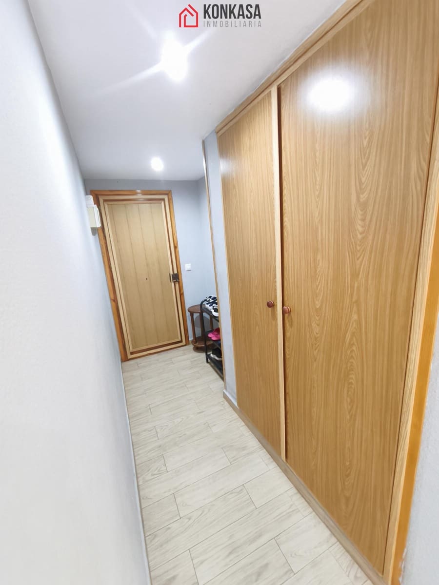 2 bedroom Flat for sale in Arcos de la Frontera - € 70,000 (Ref: 9539847)