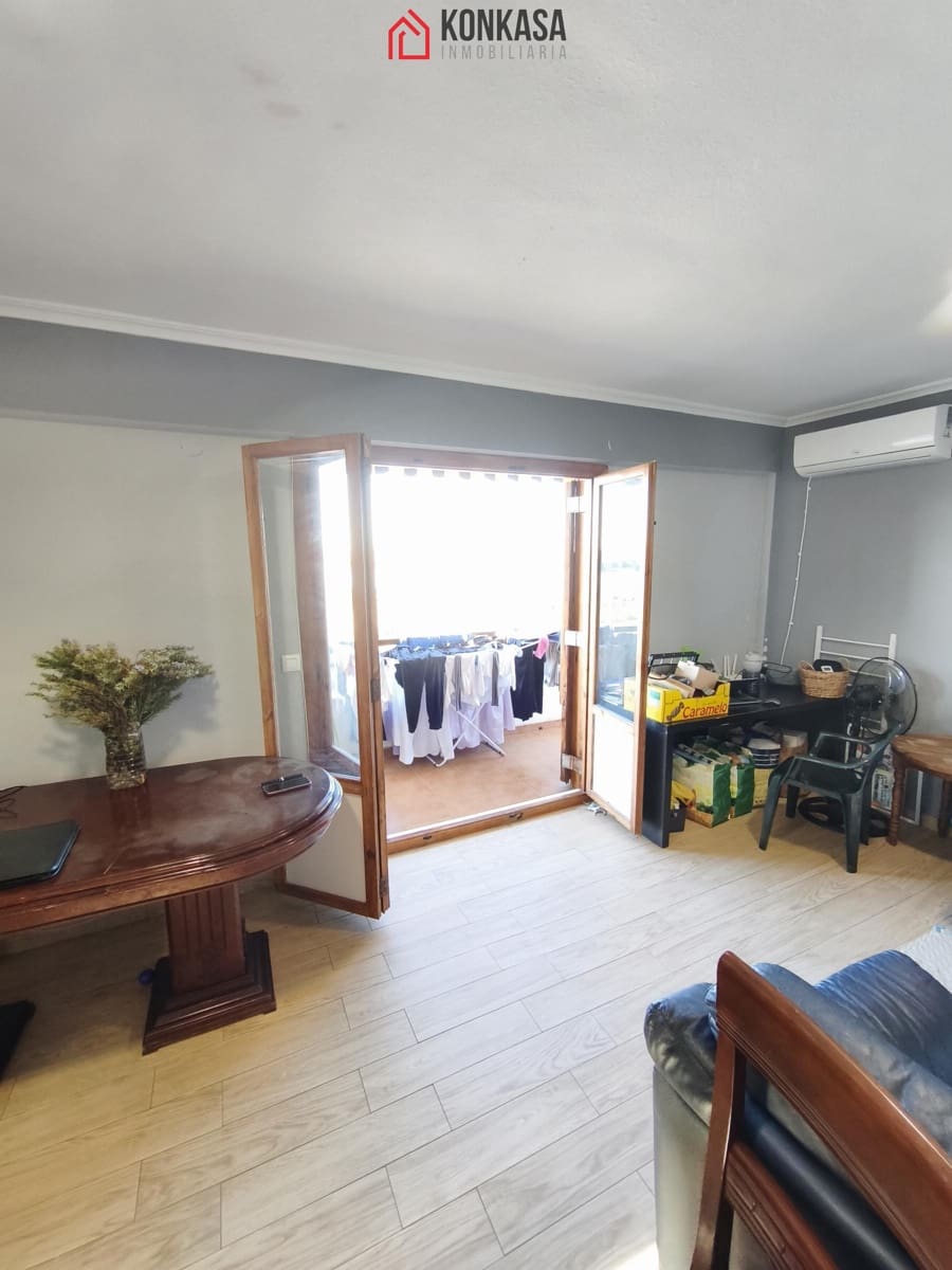 2 bedroom Flat for sale in Arcos de la Frontera - € 70,000 (Ref: 9539847)