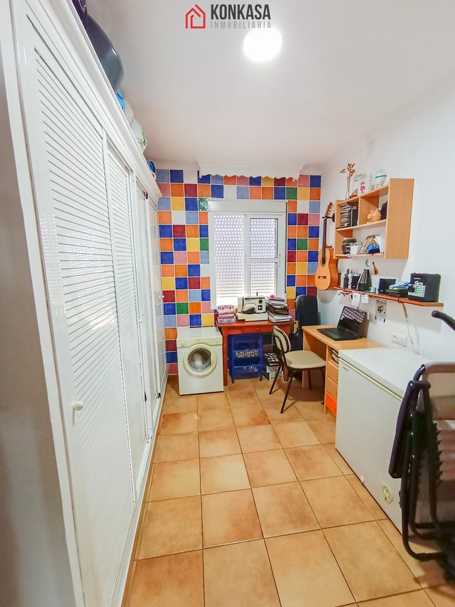 Piso de 3 habitaciones en Arcos de la Frontera en venta - 80.000 € (Ref: 9539850)