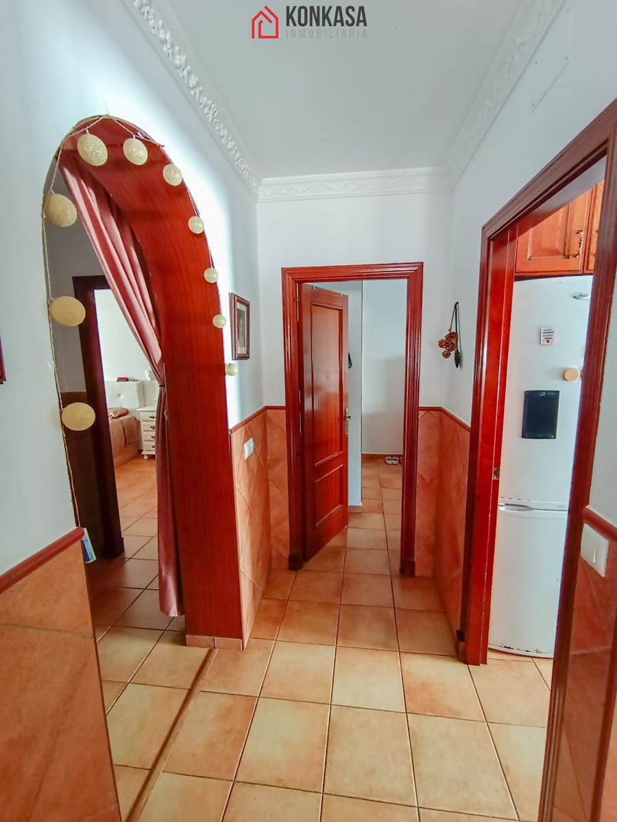 Piso de 3 habitaciones en Arcos de la Frontera en venta - 80.000 € (Ref: 9539850)