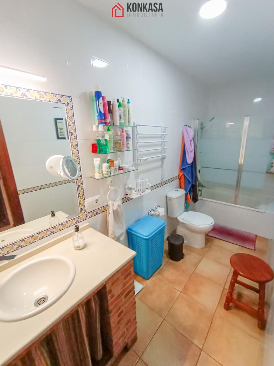 Piso de 3 habitaciones en Arcos de la Frontera en venta - 80.000 € (Ref: 9539850)