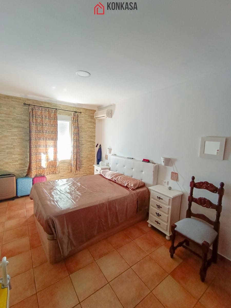 Piso de 3 habitaciones en Arcos de la Frontera en venta - 80.000 € (Ref: 9539850)