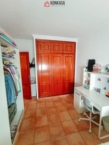 Piso de 3 habitaciones en Arcos de la Frontera en venta - 80.000 € (Ref: 9539850)