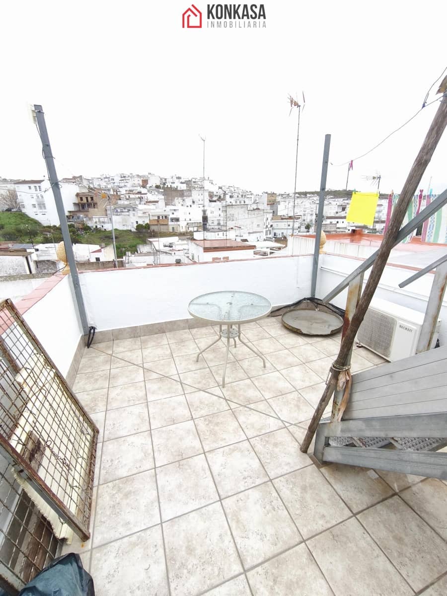 2 bedroom Townhouse for rent in Arcos de la Frontera - € 520 (Ref: 9539853)
