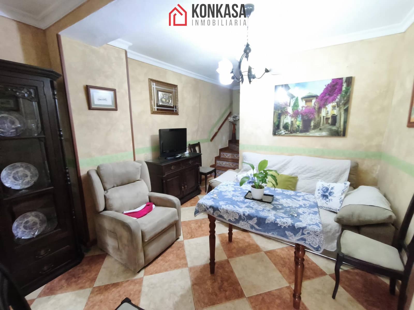 2 bedroom Townhouse for rent in Arcos de la Frontera - € 520 (Ref: 9539853)