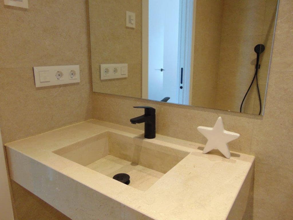 2 sypialnia Apartament przy plaży na sprzedaż w Mar de Cristal z basenem garażem - 280 000 € (Ref: 10006113)