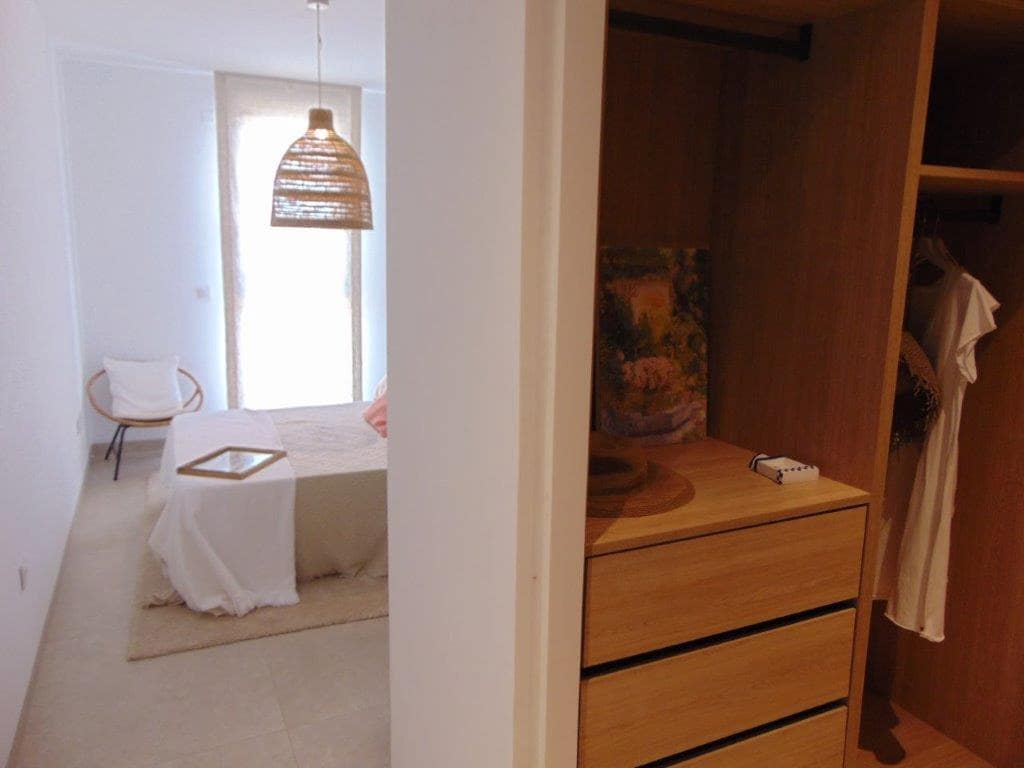 2 sypialnia Apartament przy plaży na sprzedaż w Mar de Cristal z basenem garażem - 280 000 € (Ref: 10006113)
