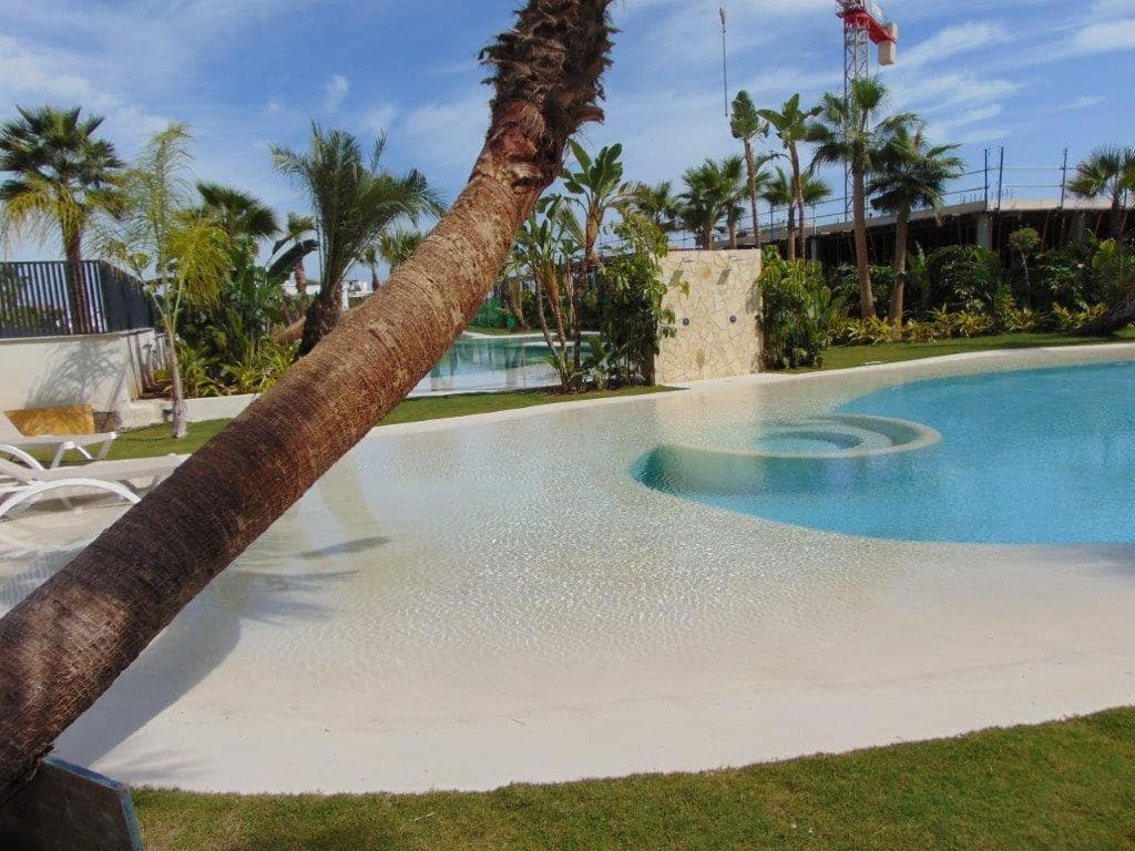 2 sypialnia Apartament przy plaży na sprzedaż w Mar de Cristal z basenem garażem - 280 000 € (Ref: 10006113)