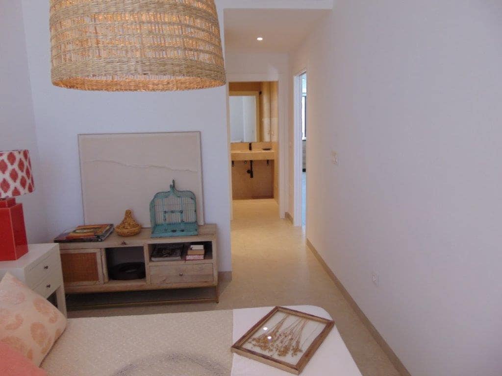 2 sypialnia Apartament przy plaży na sprzedaż w Mar de Cristal z basenem garażem - 280 000 € (Ref: 10006113)