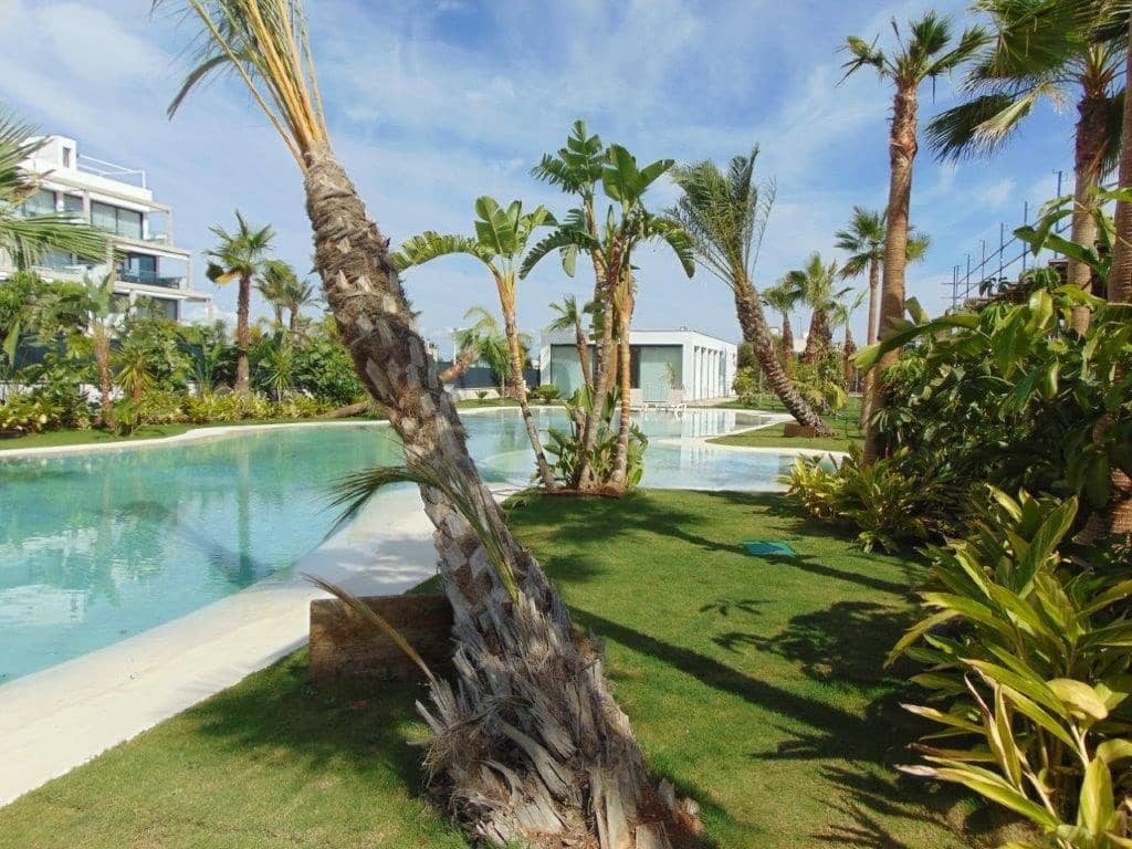 2 sypialnia Apartament przy plaży na sprzedaż w Mar de Cristal z basenem garażem - 280 000 € (Ref: 10006113)