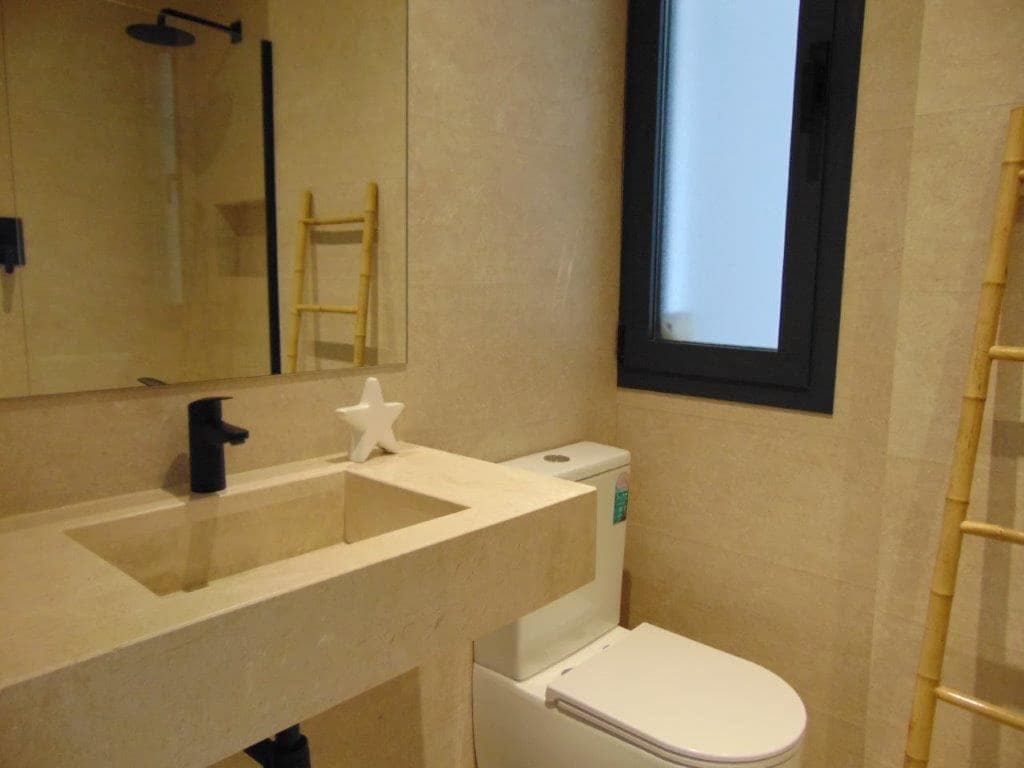 2 sypialnia Apartament przy plaży na sprzedaż w Mar de Cristal z basenem garażem - 280 000 € (Ref: 10006113)