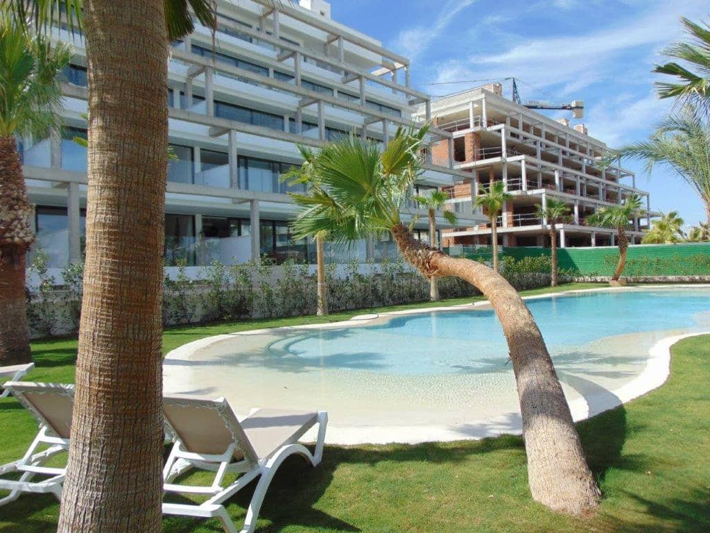 2 sypialnia Apartament przy plaży na sprzedaż w Mar de Cristal z basenem garażem - 280 000 € (Ref: 10006113)