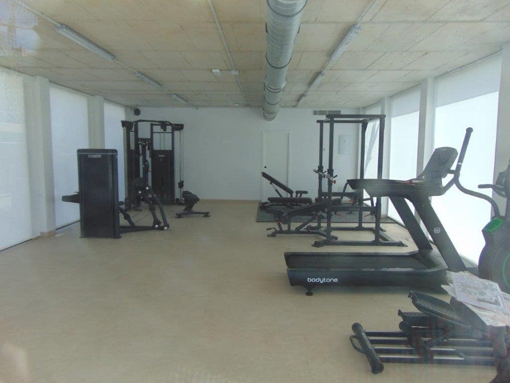 2 sypialnia Apartament przy plaży na sprzedaż w Mar de Cristal z basenem garażem - 280 000 € (Ref: 10006113)