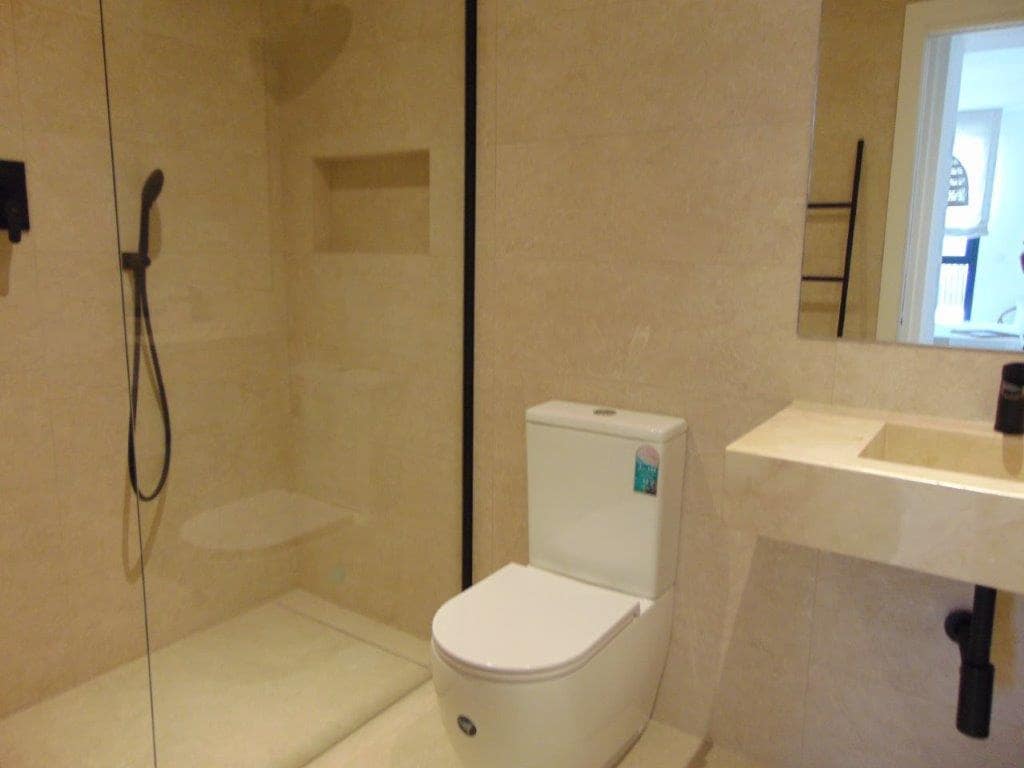 2 sypialnia Apartament przy plaży na sprzedaż w Mar de Cristal z basenem garażem - 280 000 € (Ref: 10006113)