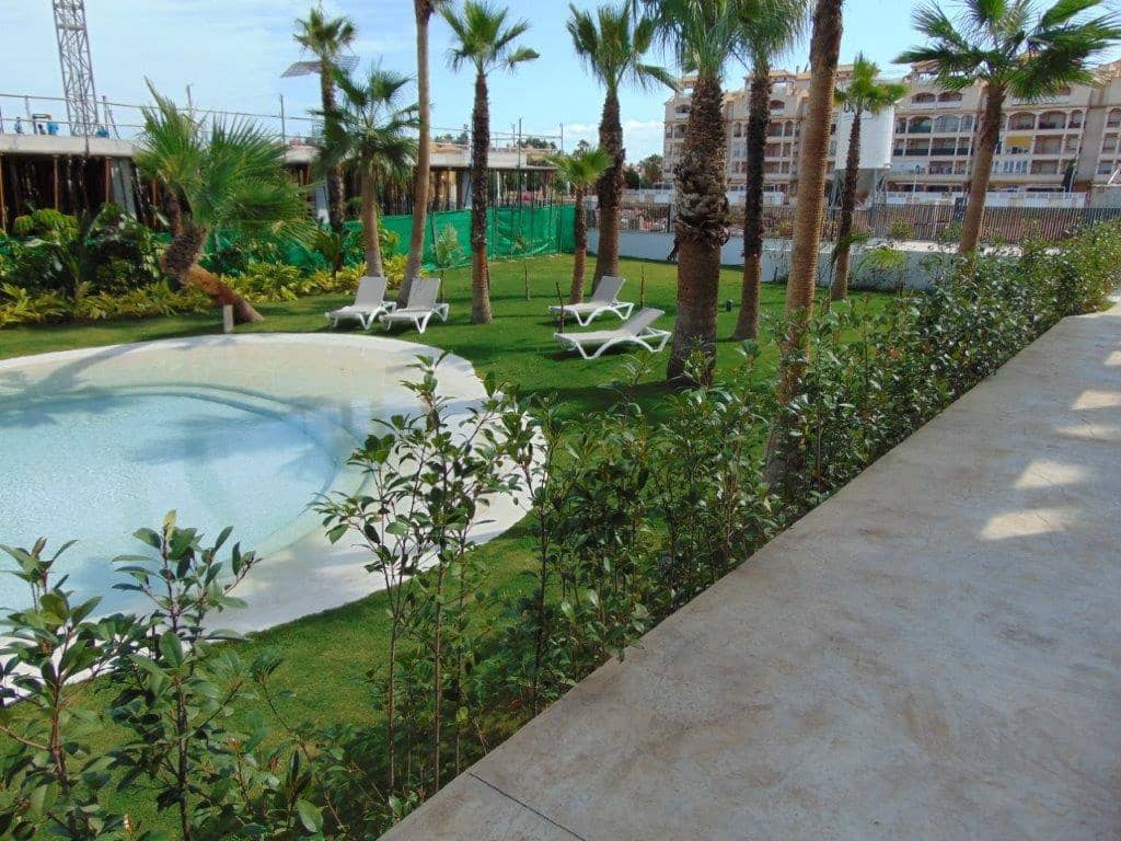 2 sypialnia Apartament przy plaży na sprzedaż w Mar de Cristal z basenem garażem - 280 000 € (Ref: 10006113)