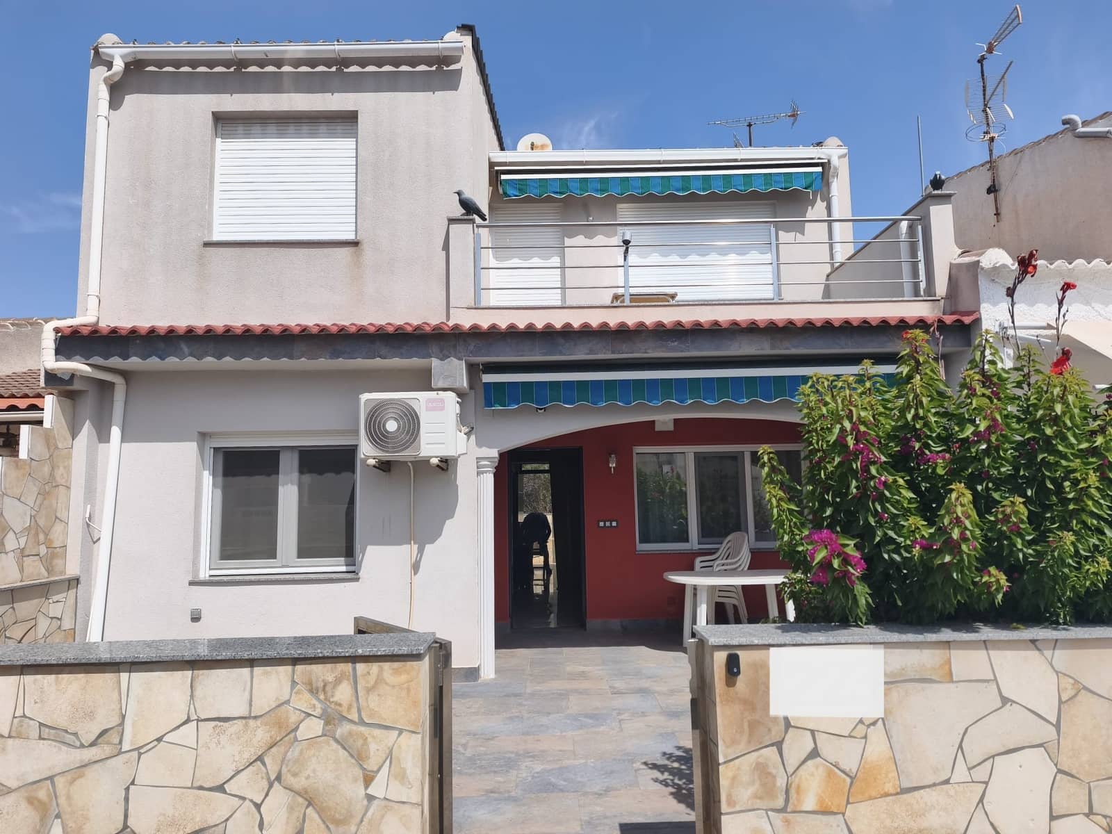 4 soveværelse Byhus til salg i El Limonar med swimmingpool - € 198.000 (Ref: 10118504)