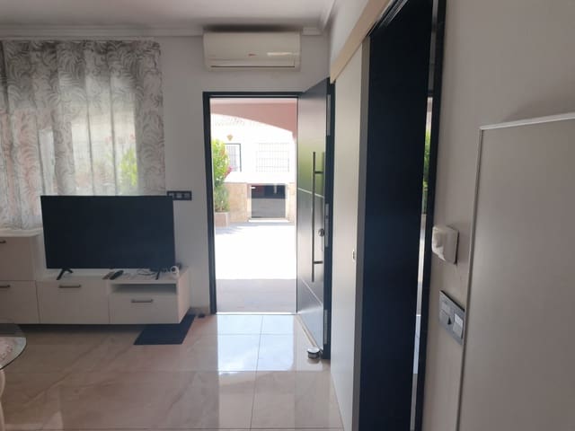 4 sovrum Hus till salu i El Limonar, Torrevieja med pool - 198 000 € (Ref: 10118504)