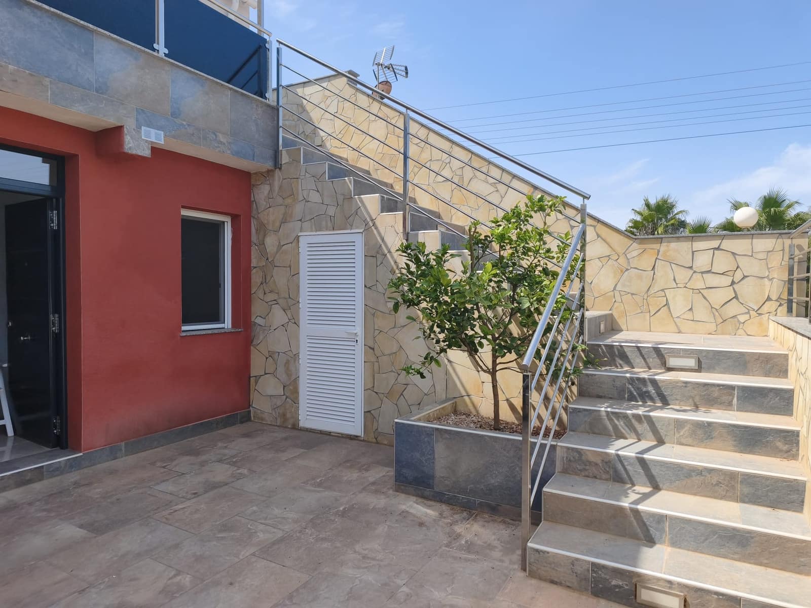 4 soveværelse Byhus til salg i El Limonar med swimmingpool - € 198.000 (Ref: 10118504)