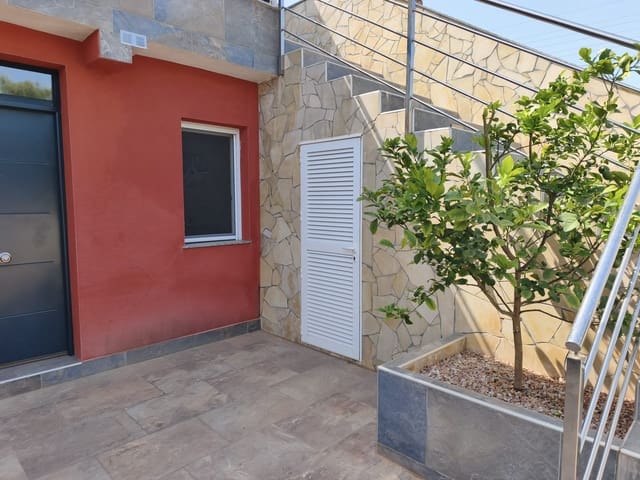 4 sovrum Hus till salu i El Limonar, Torrevieja med pool - 198 000 € (Ref: 10118504)