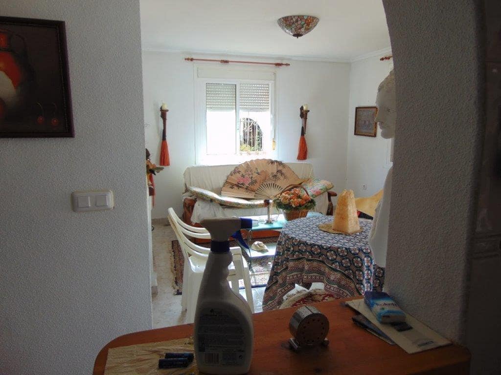 2 bedroom Terraced Villa for sale in Los Alcazares with garage - € 135,000 (Ref: 7786465)