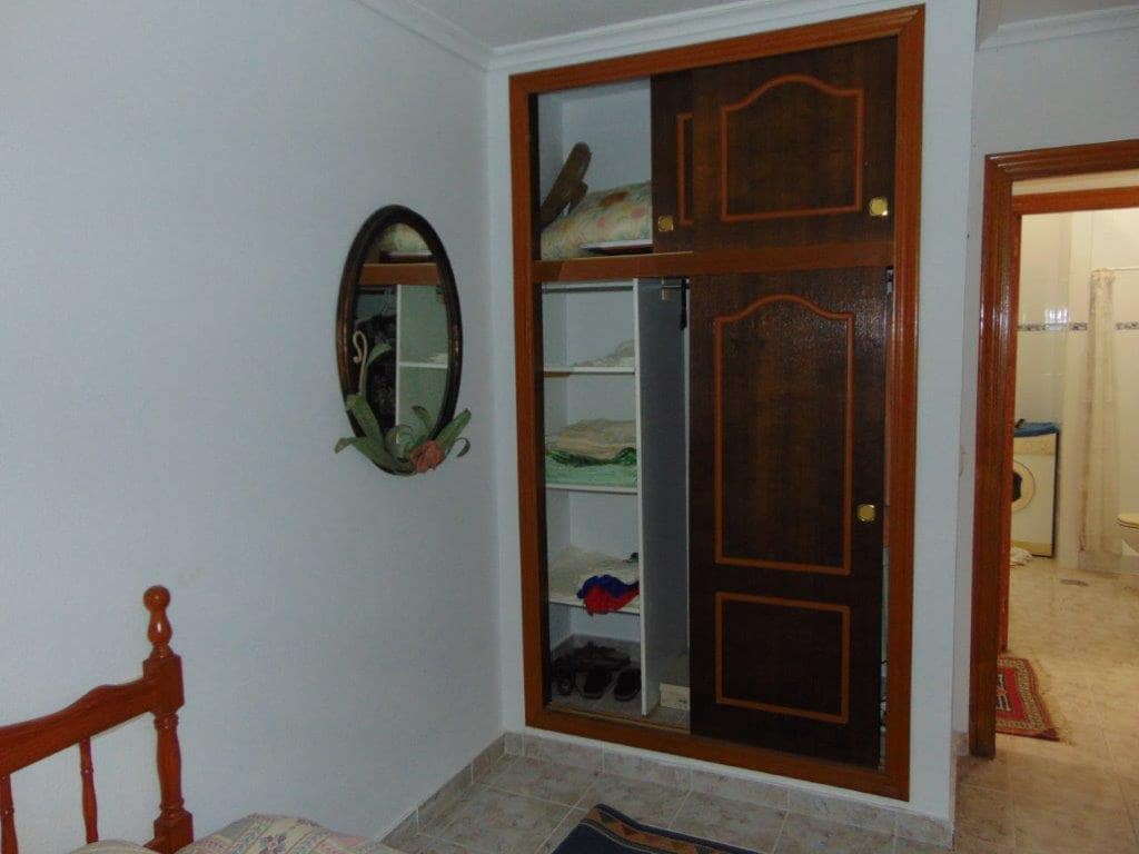 2 bedroom Terraced Villa for sale in Los Alcazares with garage - € 135,000 (Ref: 7786465)