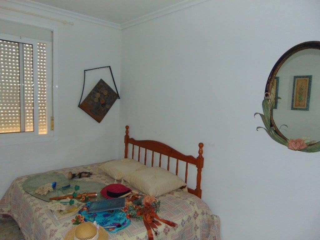 2 bedroom Terraced Villa for sale in Los Alcazares with garage - € 135,000 (Ref: 7786465)