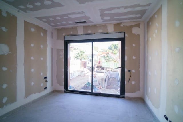 3 quarto Moradia para venda em Las Colinas Golf, Orihuela com piscina - 1 000 000 € (Ref: 8731971)