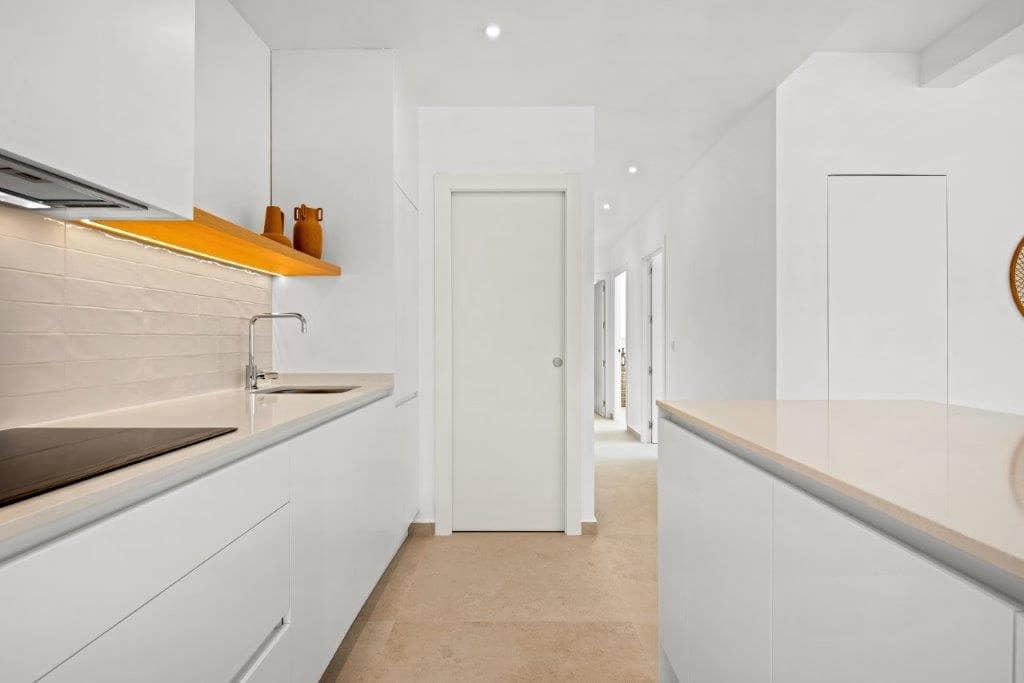 3 bedroom Villa for sale in Rojales with pool garage - € 529,000 (Ref: 8762650)