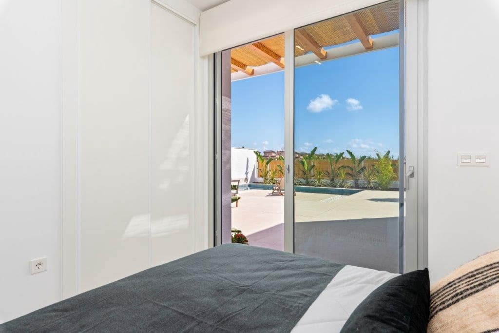 3 bedroom Villa for sale in Rojales with pool garage - € 529,000 (Ref: 8762650)