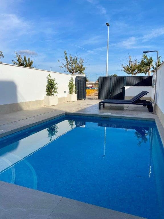 3 sovrum Radhus till salu i San Pedro del Pinatar med pool garage - 345 000 € (Ref: 8877451)