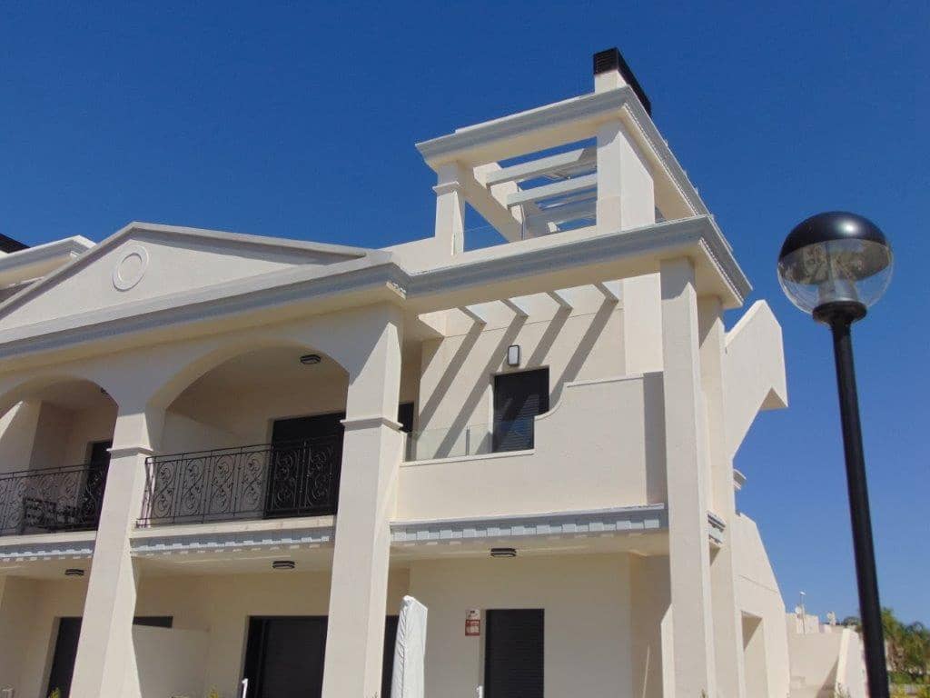 2 bedroom Penthouse for sale in Rojales with pool garage - € 299,000 (Ref: 9872843)