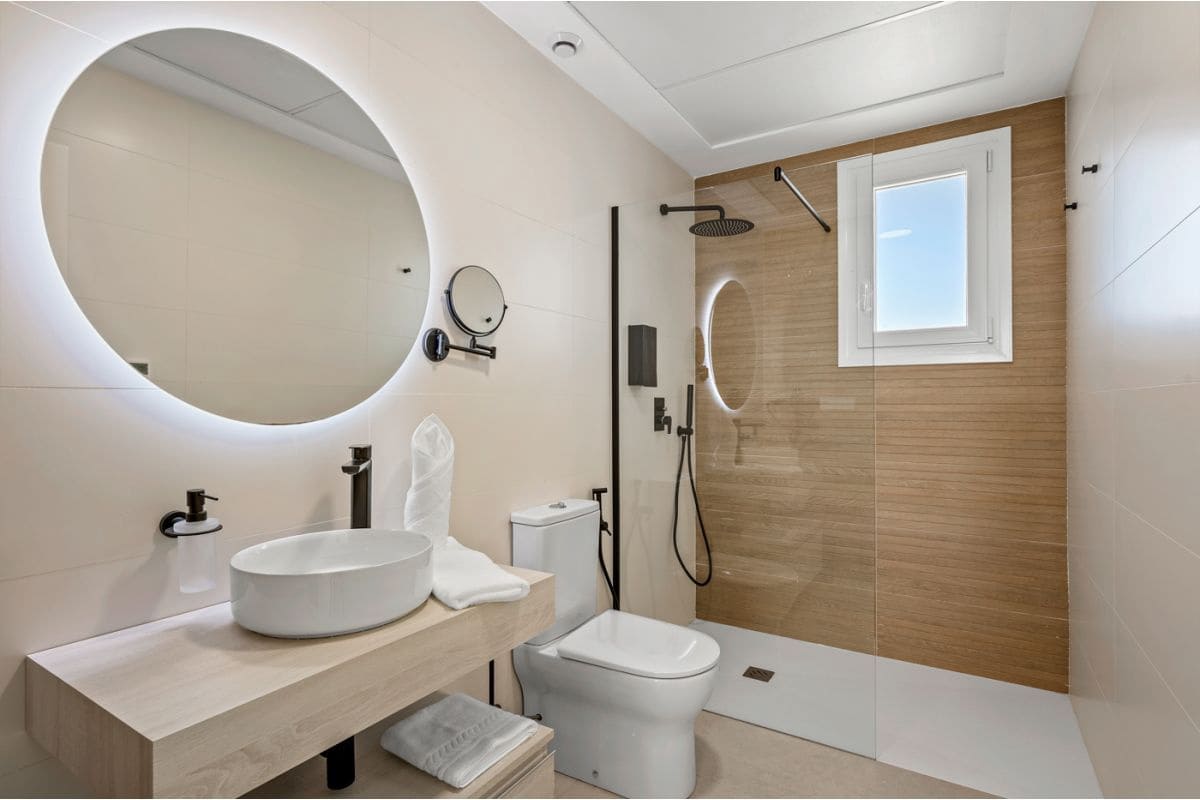 3 sypialnia Apartament przy plaży na sprzedaż w Los Alcazares z basenem garażem - 324 900 € (Ref: 9899810)