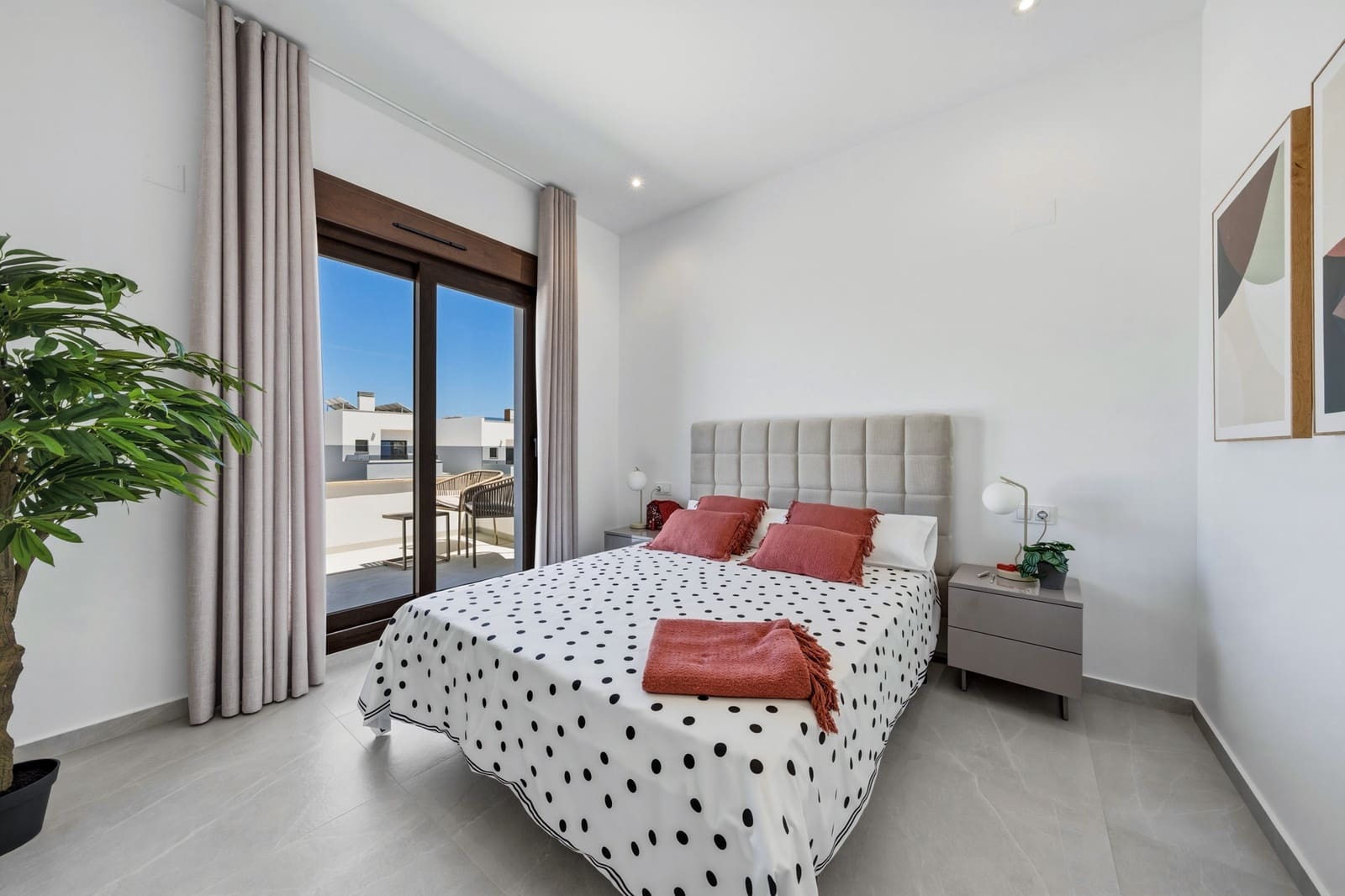 Chalet de 4 habitaciones en Orihuela en venta con piscina garaje - 649.000 € (Ref: 9994555)